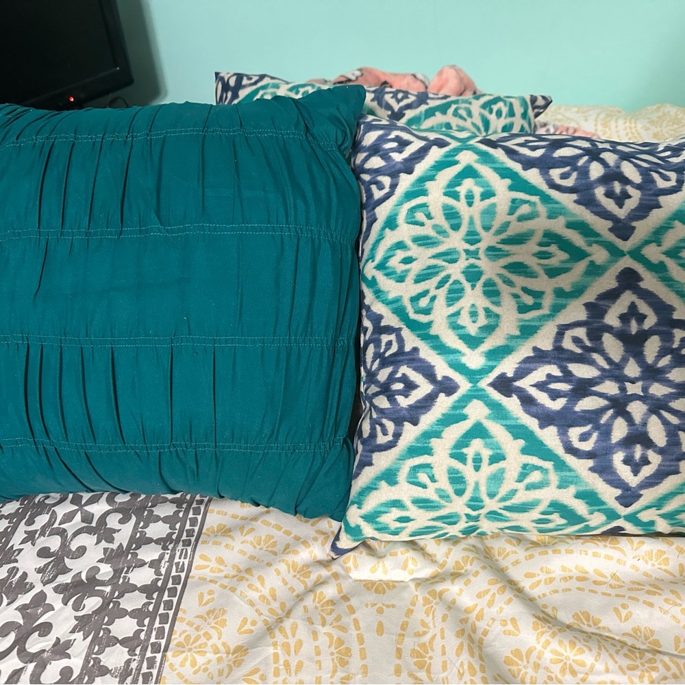 Full size bedding set
